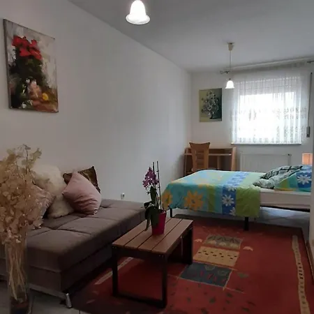 Messezimmer *